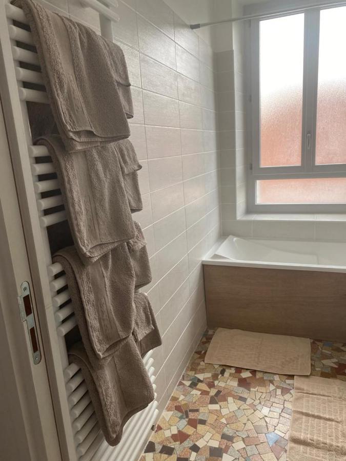 Logement 8 Personnes A St Aignan Centre Сент-Еньян Екстер'єр фото